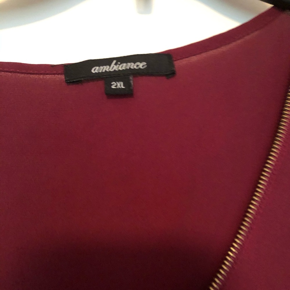 Blouse - Picture 2 of 2